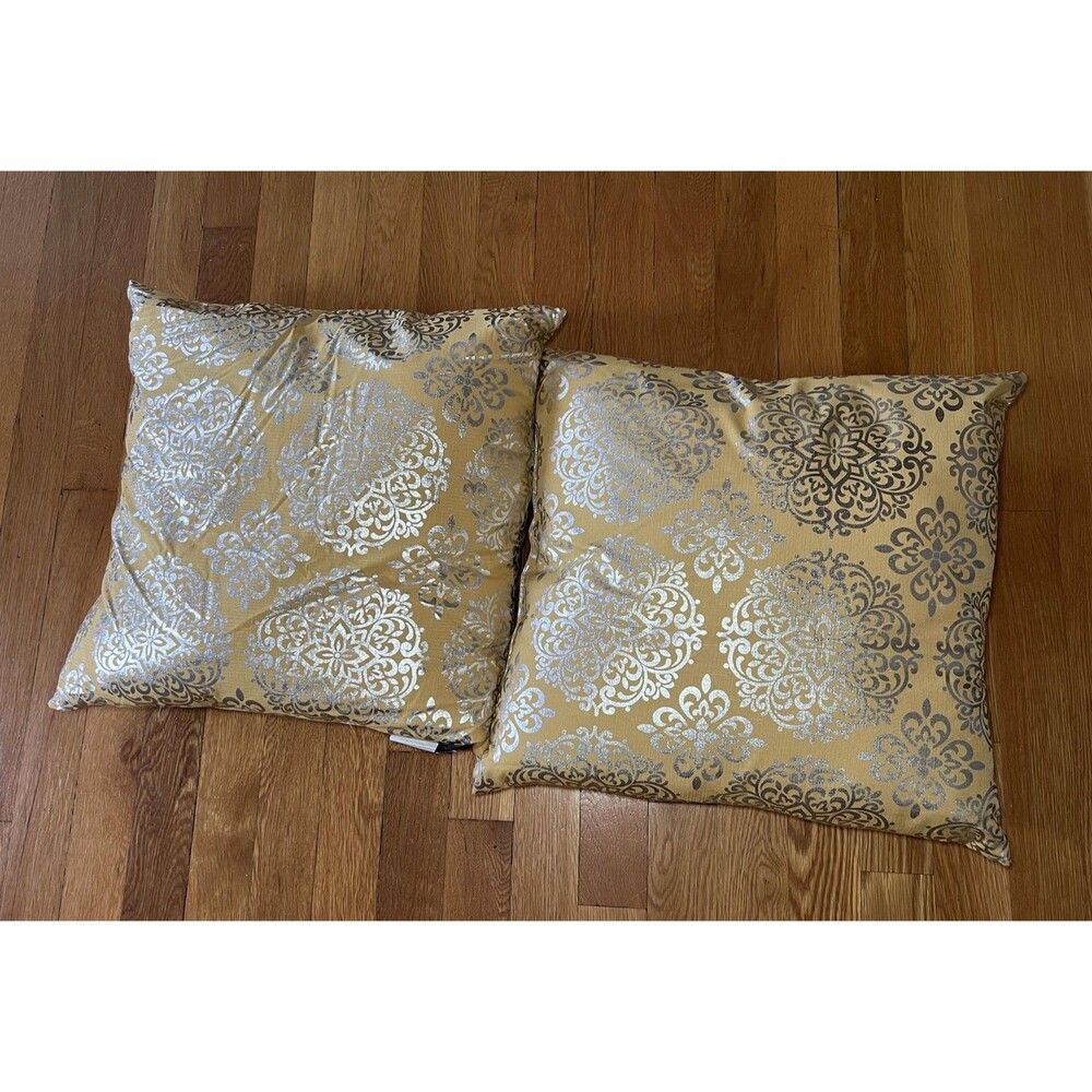 bebe Decorative Pillow Set of 2 Damask Pattern 24x24 Throw Sofa Accent Pillows